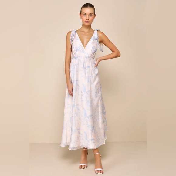 Lulus Dresses & Skirts - Lulu's NWT Breathtaking Charm Blush and Blue Floral Tie-Strap Maxi Dress